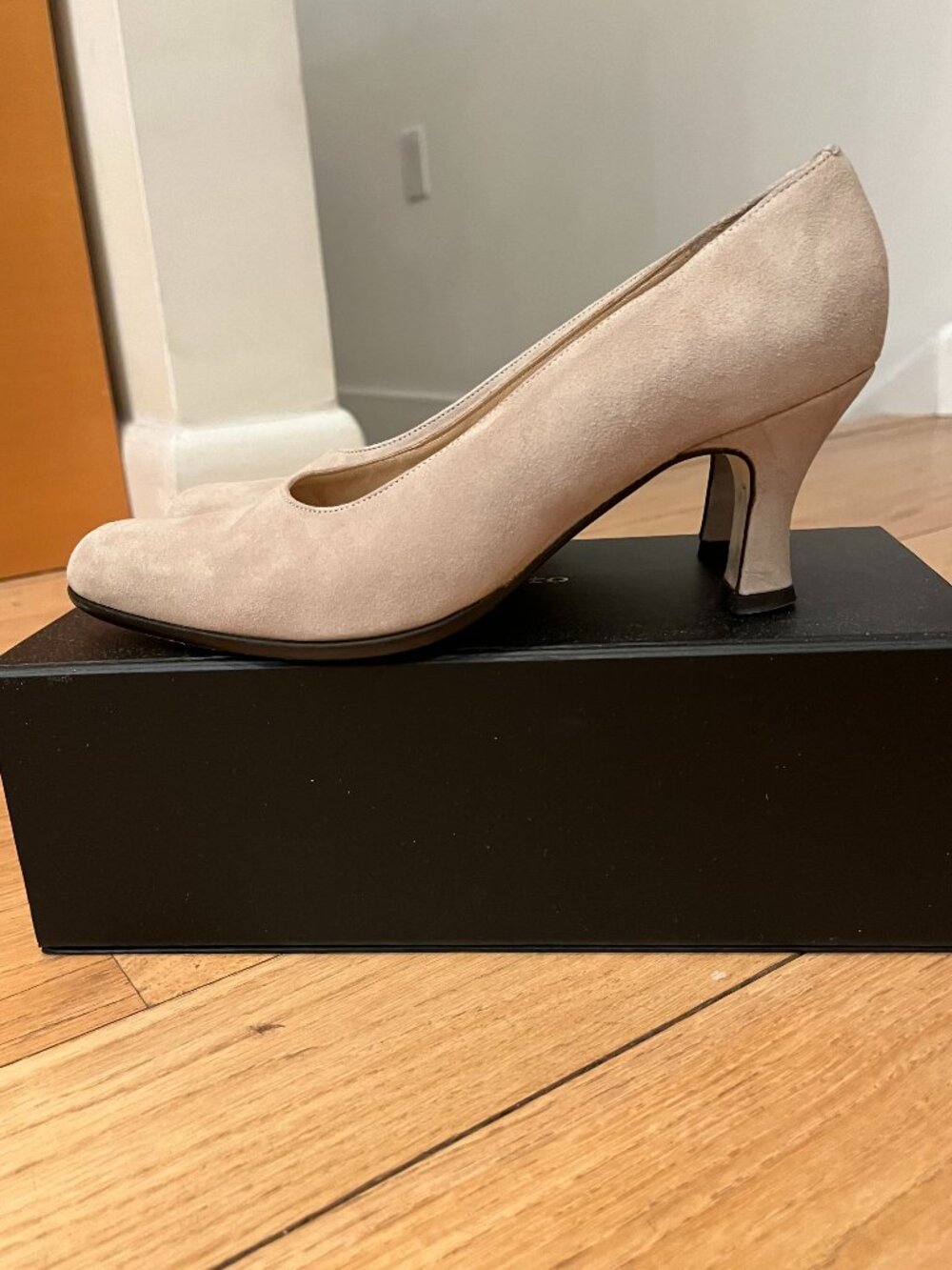 Ann Taylor Suede Pumps, Size 7.5